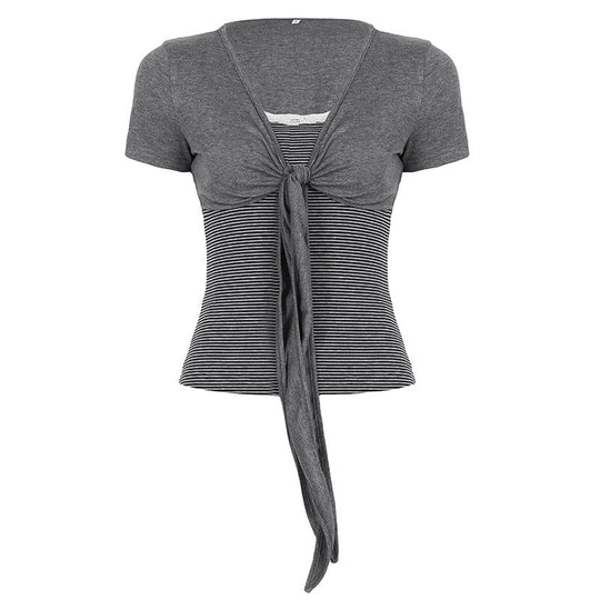 Damen kurzes T-Shirt mit Knoten-Detail und gestreiftem Design R&B