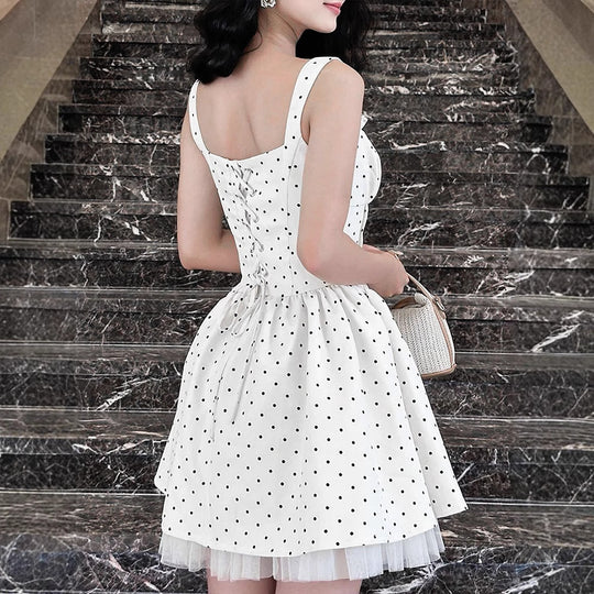 Damen Sommerliches Kleid mit schwingendem Rock und Punktmuster R&B