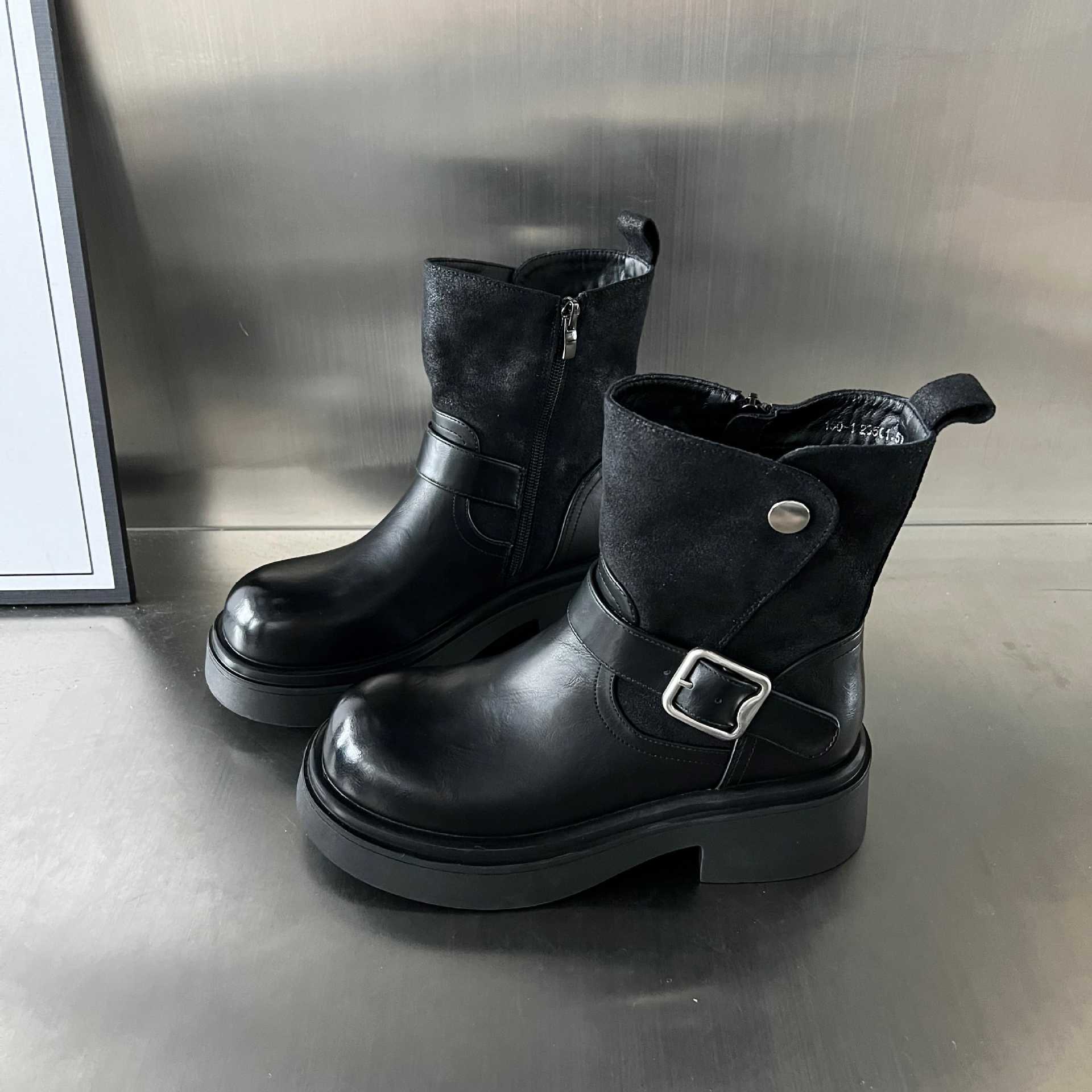 Damen Kick-Boots mit modischem Riemen und stabiler Gummisohle R&B