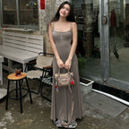 Damen Elegantes Maxikleid mit verstellbaren Trägern und Paillettenverzierung R&B