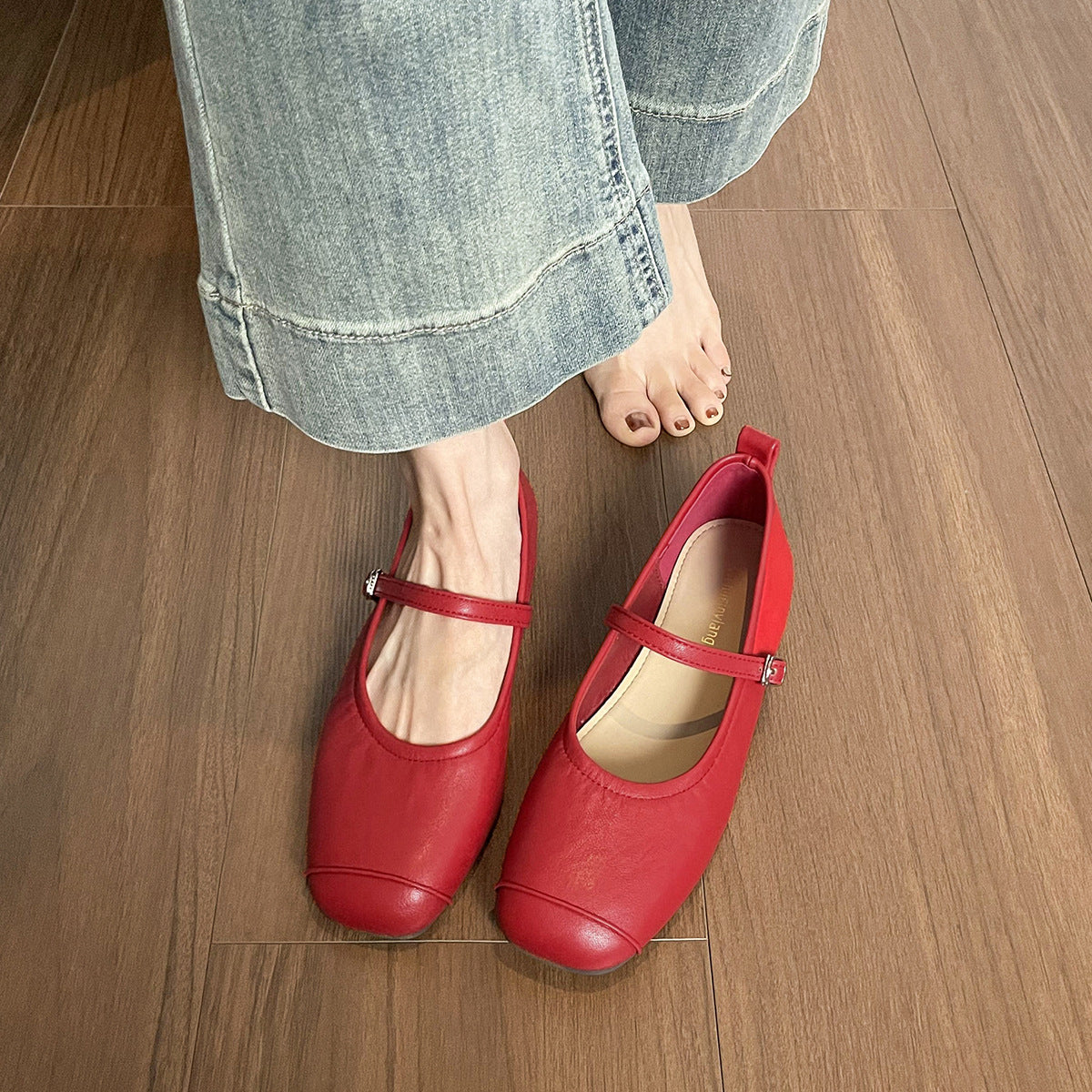 Damen Ballerinas mit praktischem Riemen und komfortabler Sohle