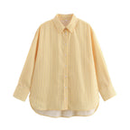 Damen nan lockere Oversize-Hemdbluse mit klassischem Kragen, durchgehender Knopfleiste und abgerundetem Saum R&B
