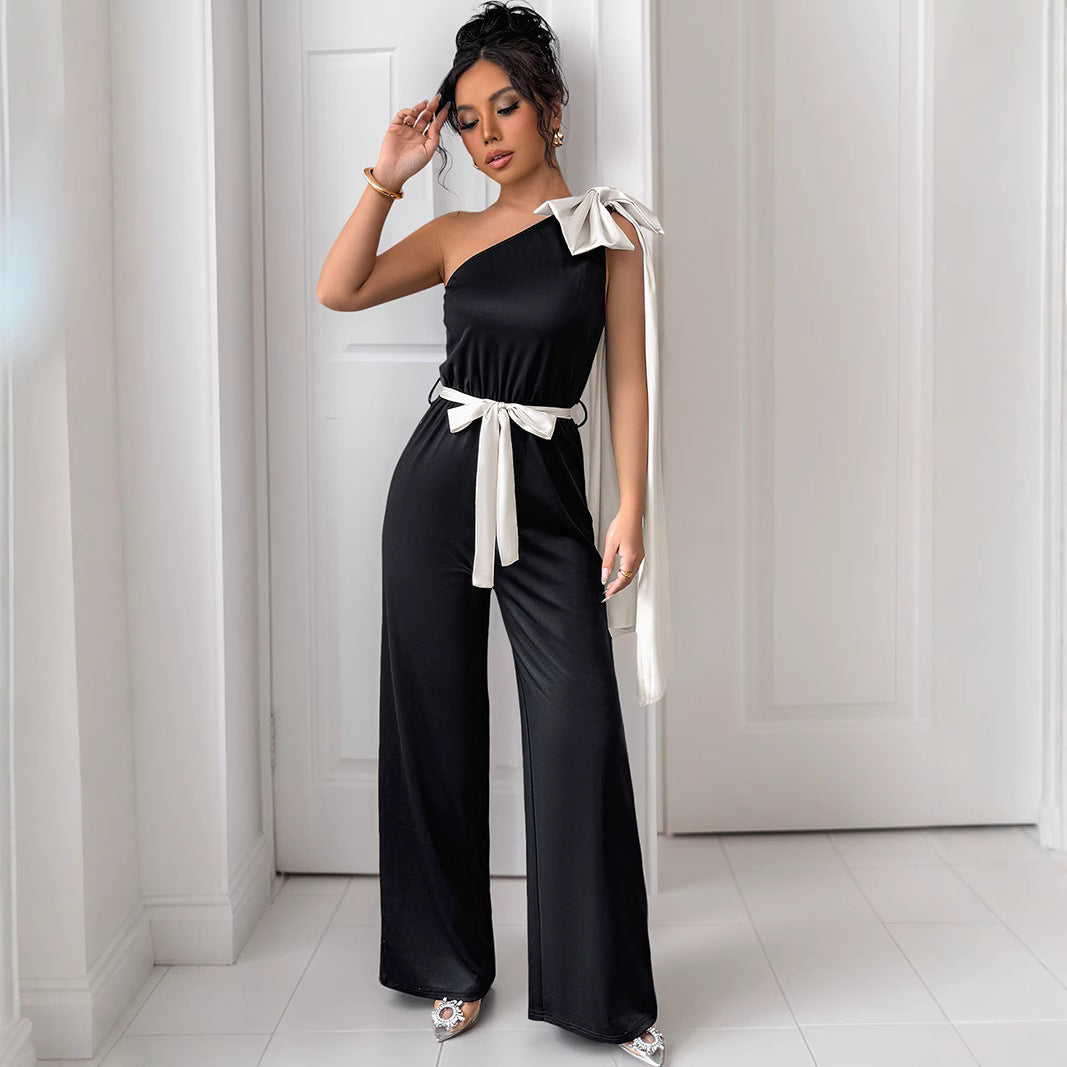 Damen eleganter Jumpsuit mit asymmetrischem Ausschnitt und dekorativem Taillengürtel R&B