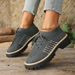 Damen Atmungsaktive und bequeme Sneaker mit auffälliger Sohle R&B