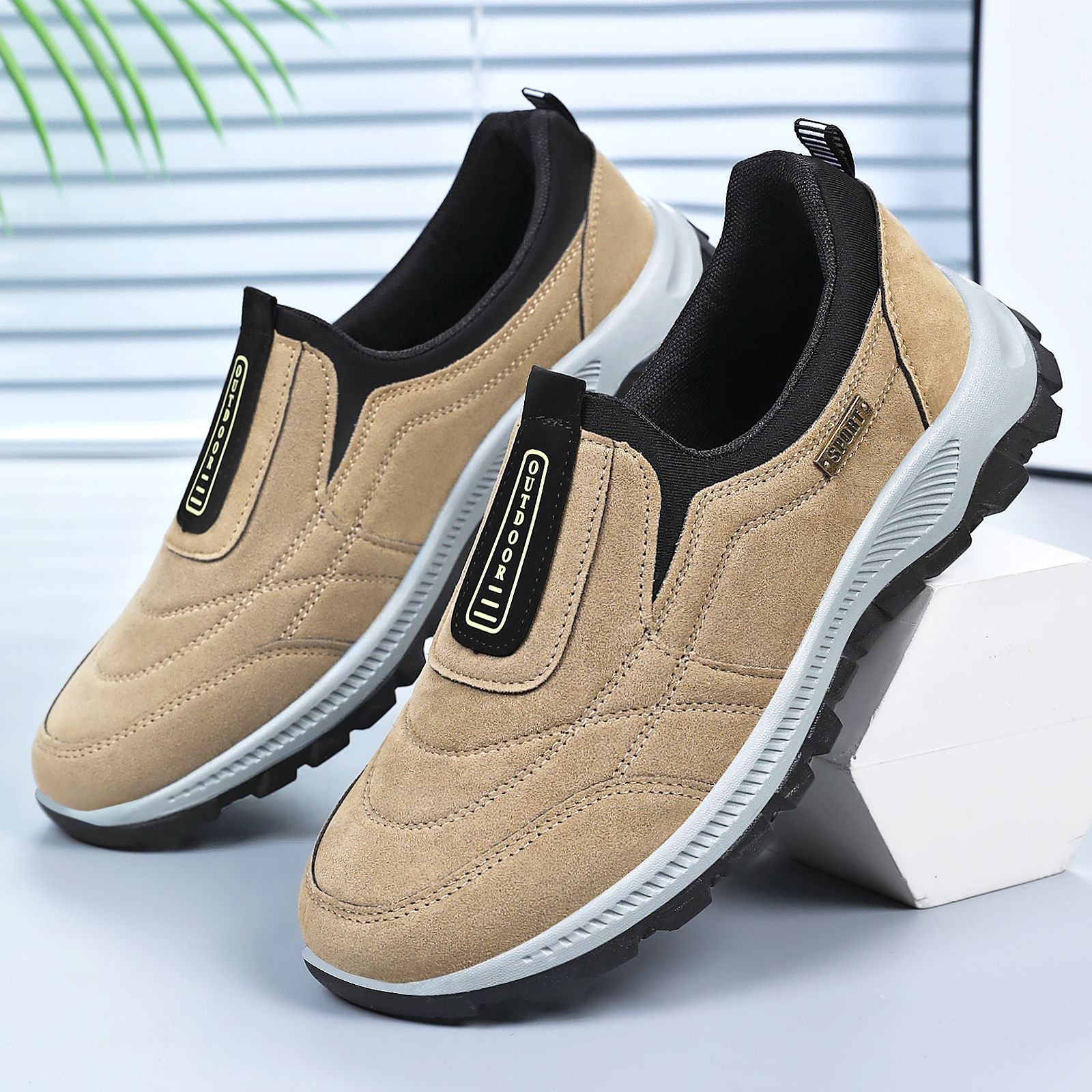 Damen Komfortable Slip-On Sportschuhe mit dämpfender Sohle R&B