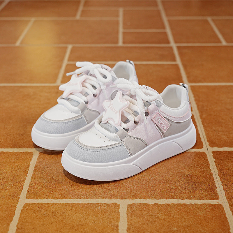 Damen Sportliche Sneakers mit dekorativen Akzenten R&B