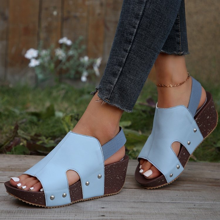 Damen bequeme Wedge-Sandalen mit modischem Cut-Out-Design und dekorativen Akzenten R&B