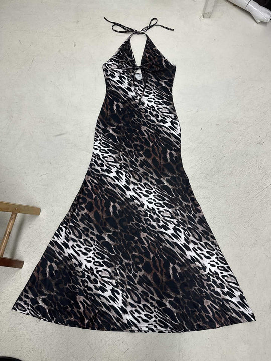 Damen Maxikleid mit tiefem V-Ausschnitt und verstellbaren Trägern R&B