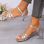 Damen elegante Riemchen-Sandalen mit kunstvollem Kreuzverschluss und stilvollem Absatz R&B