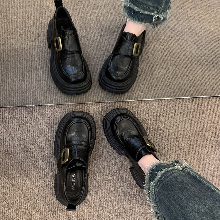 Damen modische Chelsea-Boots mit robustem Plateau und stylischer Schnallenverzierung R&B