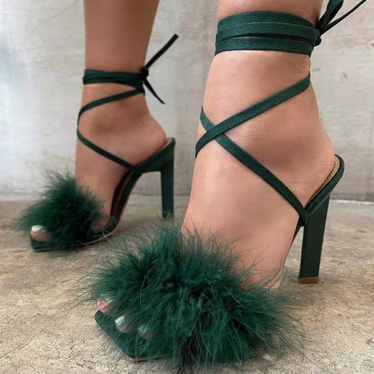 Damen High Heel Sandalen mit luxuriösem Federbesatz R&B