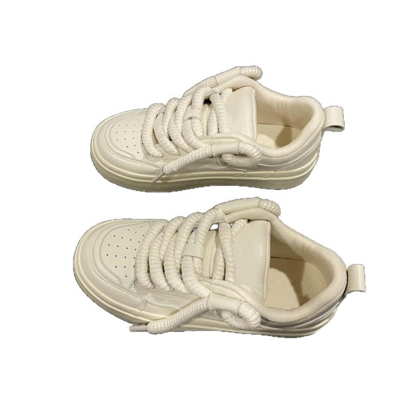 Damen Sneaker im minimalistischen Design mit doppelter Schnürung und gepolsterter Sohle R&B