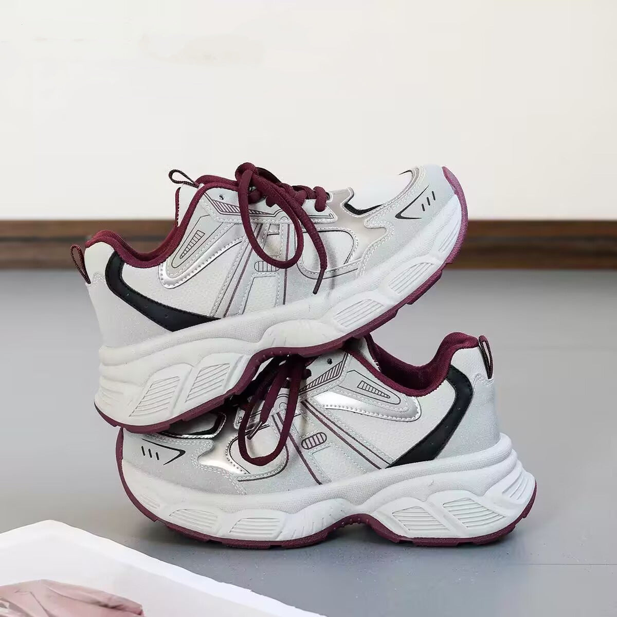 Damen Modische Sport-Sneaker mit innovativer Dämpfung und atmungsaktivem Obermaterial R&B