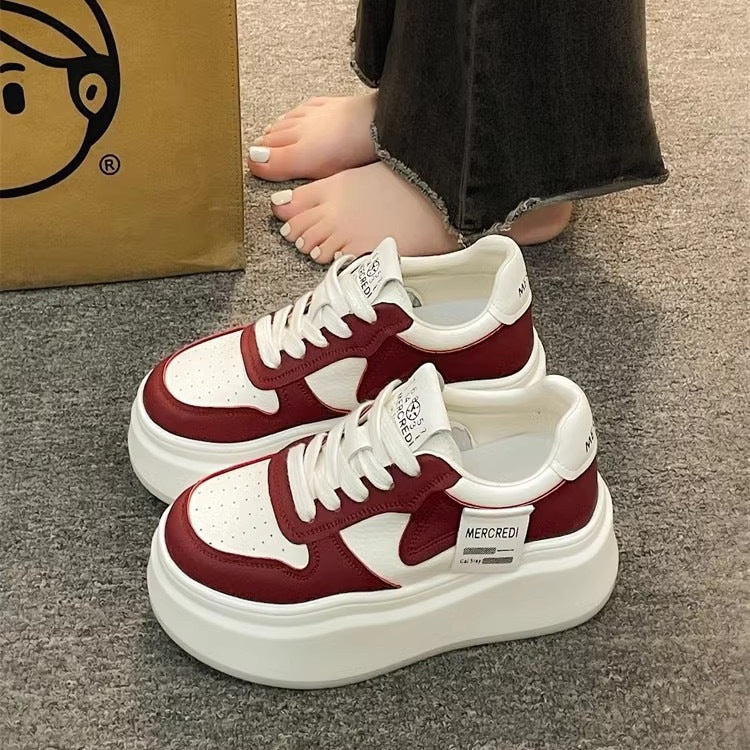 Damen Plateau-Sneaker mit luftiger Mesh-Oberfläche und komfortabler Dämpfung R&B