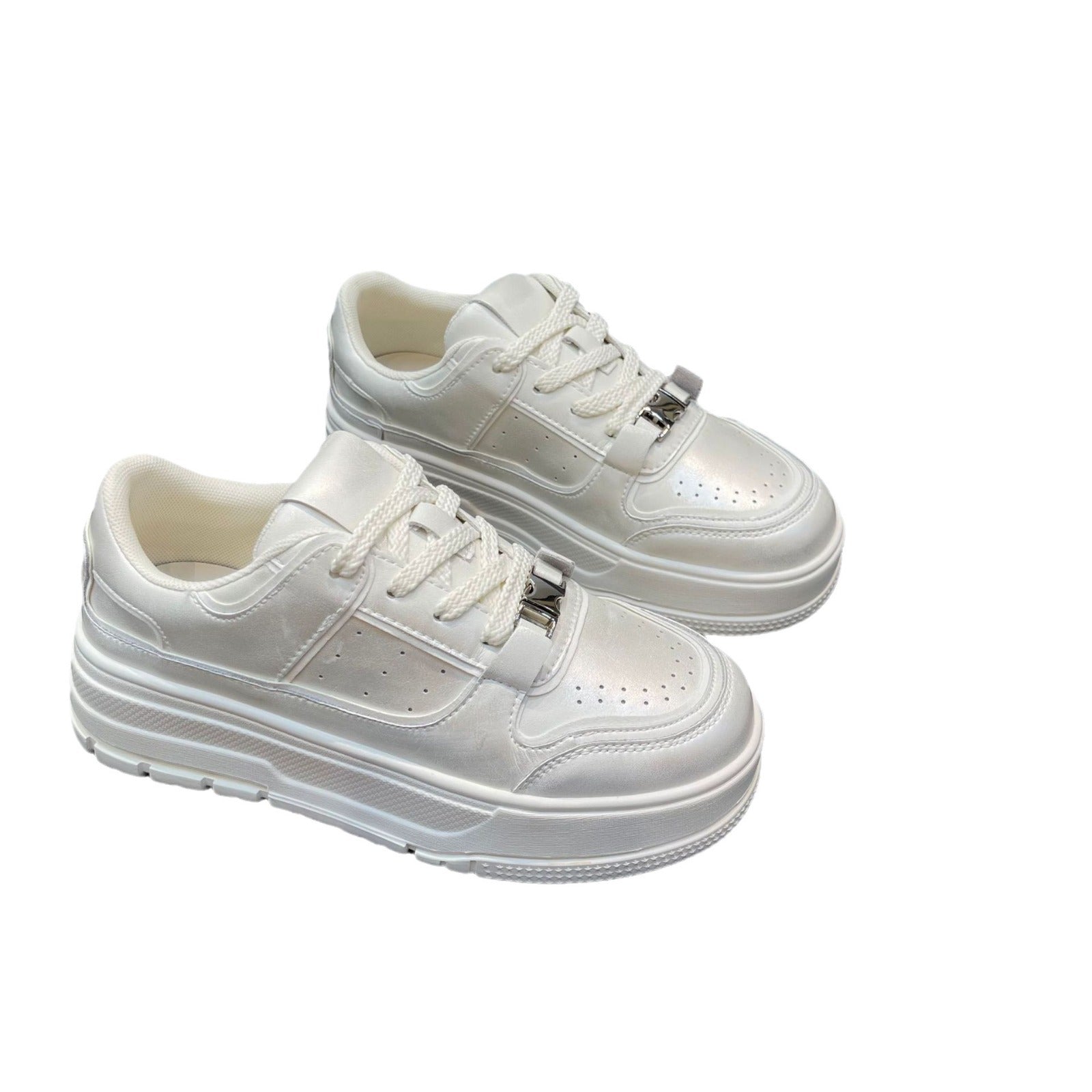 Damen modische Sneakers mit hochglänzendem Obermaterial und stabiler Plateausohle R&B
