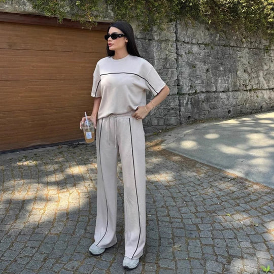Damen Sportliches Freizeit-Set mit kontrastierenden Einsätzen R&B