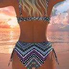 Damen Bikini-Set mit stilvollem Karomuster und goldfarbenen Akzenten