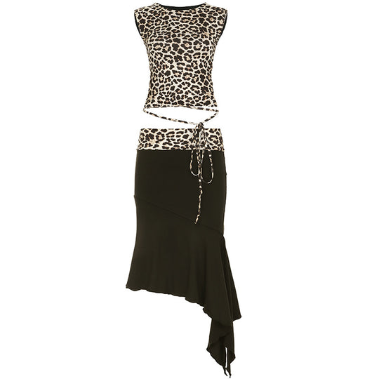 Damen Set aus Oberteil und asymmetrischem Rock mit animalischem Druck R&B