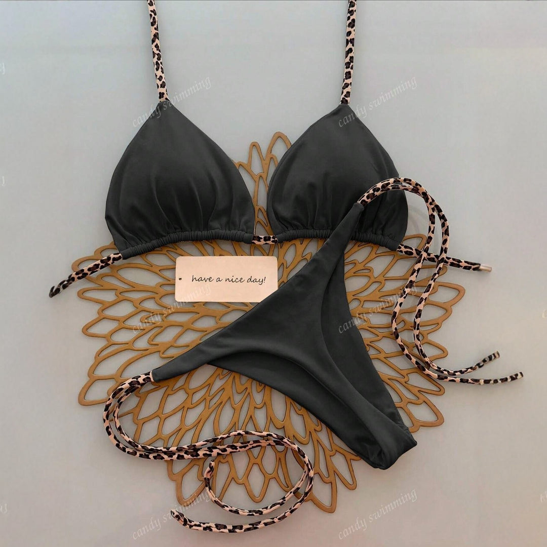 Damen Triangel-Bikini mit einzigartigen Trägern R&B