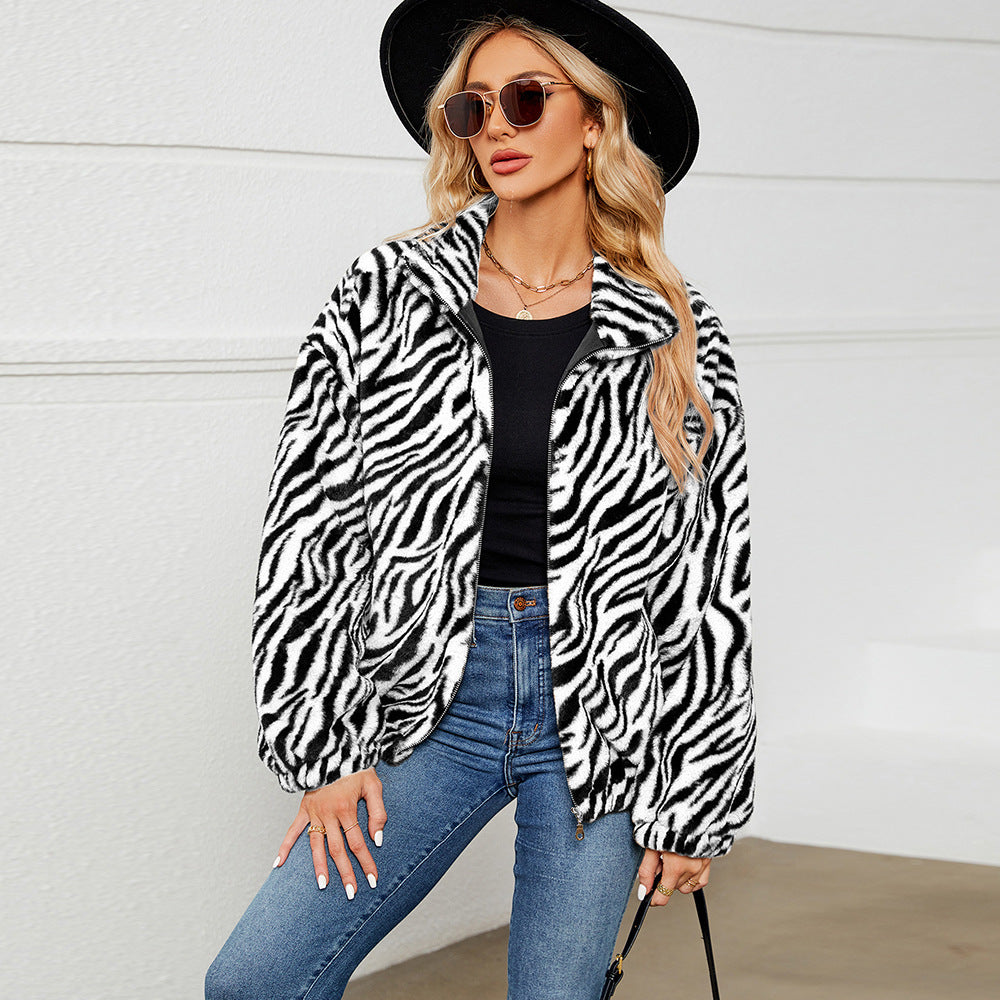 Damen Plüschjacke im trendigen ZR&Bra-Look mit Stehkragen R&B