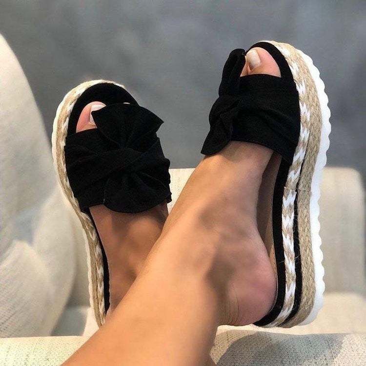 Damen Plattform-Sandaletten mit elegantem Schleifen-Detail und geflochtenem Absatz R&B