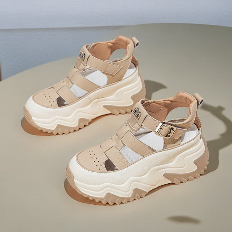 Damen Sportliche Sandalen mit rutschfestem Profil und angepasstem Riemendesign R&B