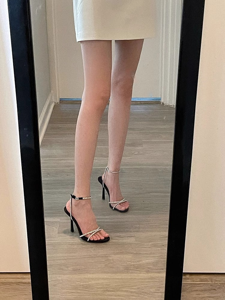 Damen elegante Stiletto Sandalen mit funkelnden Strassdetails R&B