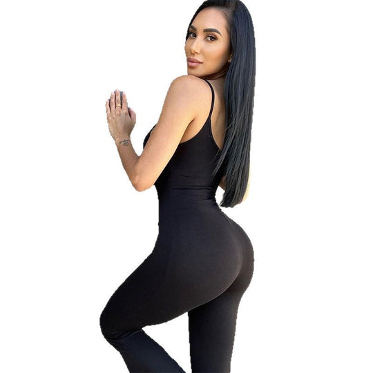 Damen Flared Jumpsuit mit verstellbaren Trägern und figurbetonendem Schnitt R&B