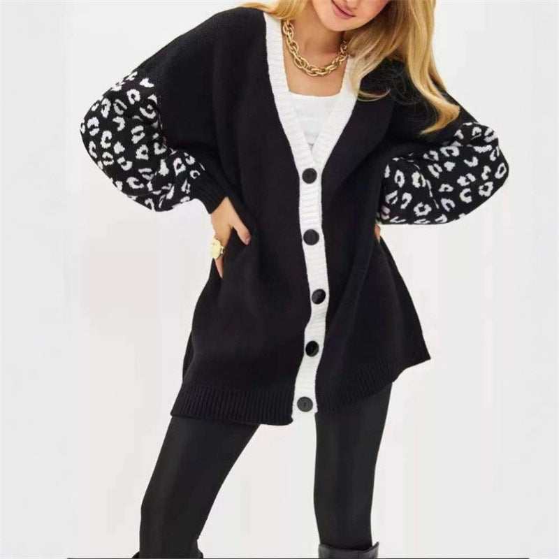 Damen Grobstrick Cardigan mit Leopardenmuster und Knopfdetaillierung R&B