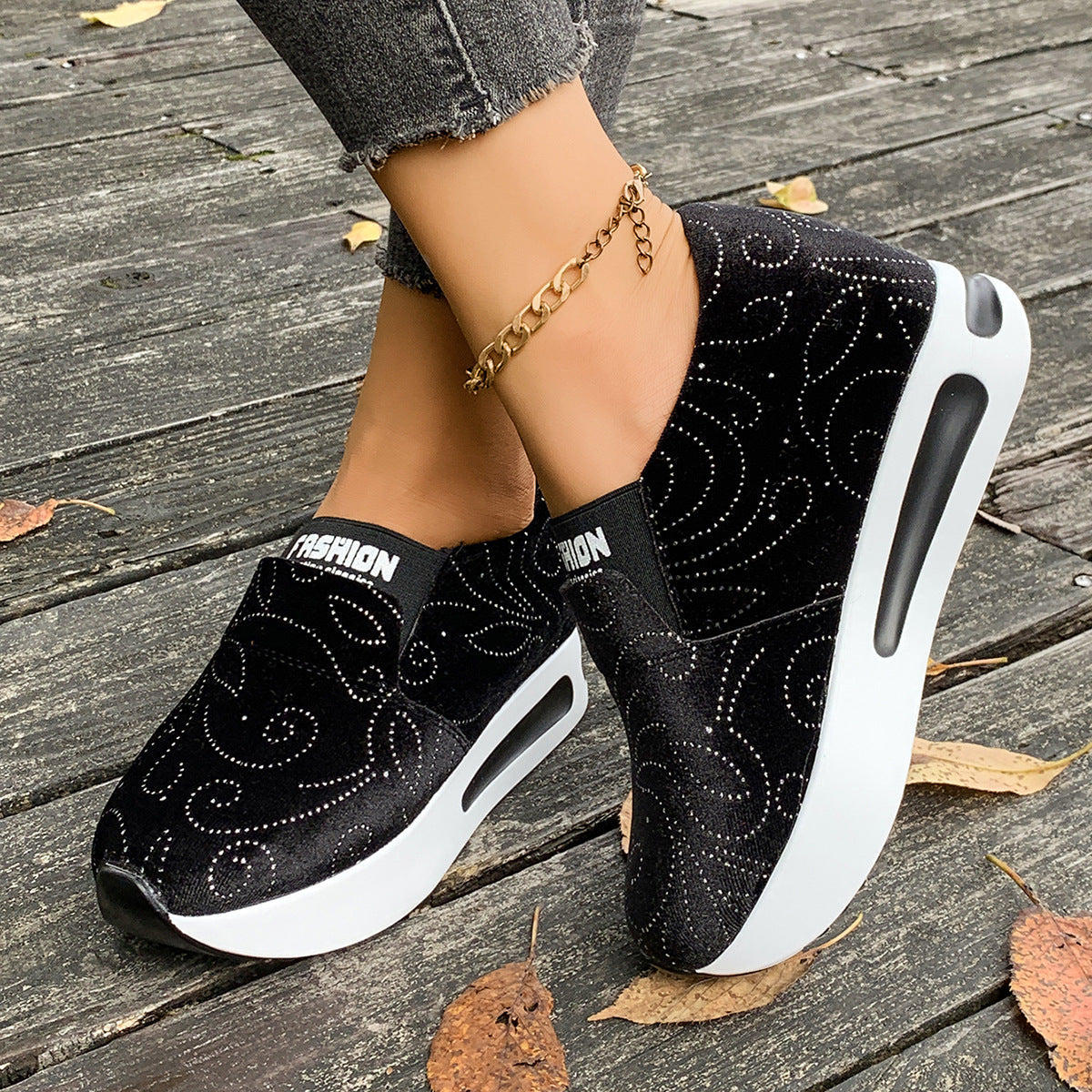 Damen Bequeme Slip-On Sneakers mit Glitzer-Design