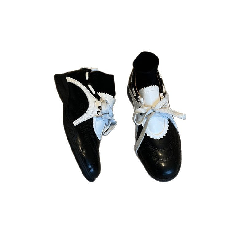 Damen Komfortable Sneaker mit elegantem Schnitt und raffinierten Details R&B
