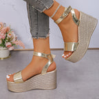 Damen Hochhackige Plateau-Sandalen mit verstellbarem Riemen und glanzvollem Finish R&B