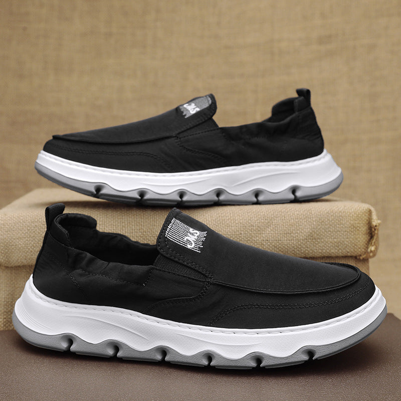 Damen Sportliche Slip-On Sneakers mit gepolsterter Einlage und rutschfester Sohle R&B