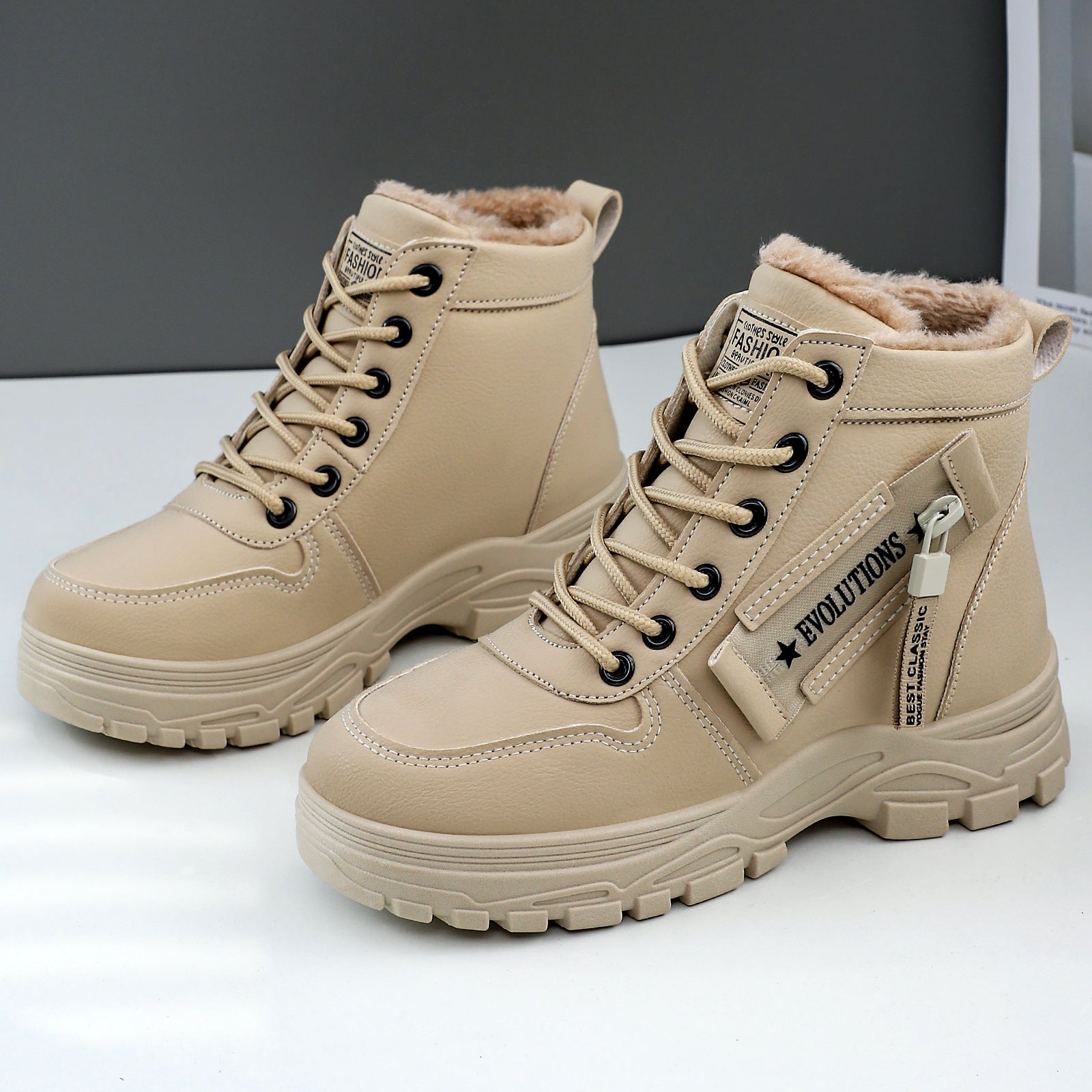 Damen Urbaner Winterstiefel mit trendigem Design und warmer Fütterung R&B