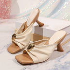 Damen Mules mit elegantem Rüschendesign und modischem Absatz R&B