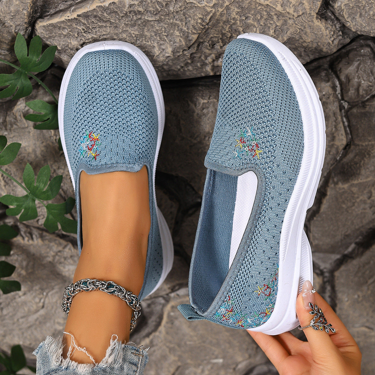 Damen Bequeme Slip-On Schuhe mit atmungsaktiver Strickoberfläche und floralem Muster R&B