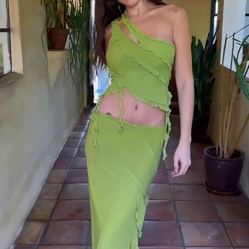 Damen hochgeschlossenes Maxikleid mit asymmetrischem Rüschendesign und eleganter Drapierung R&B