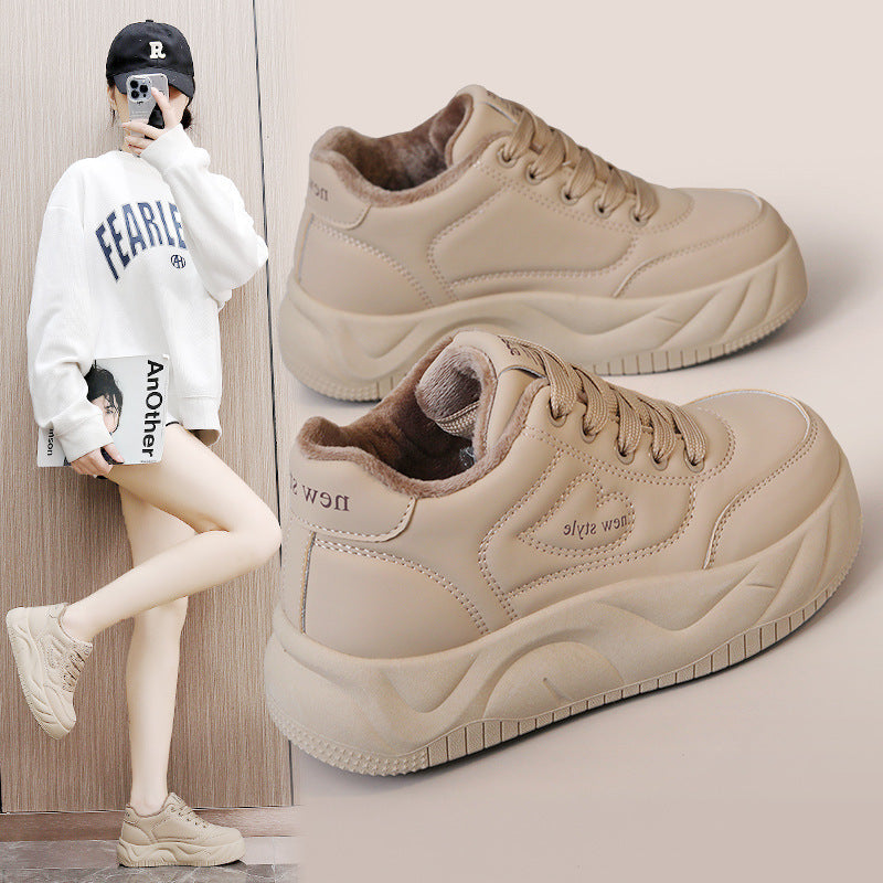 Damen Sportliche Sneakers mit flauschigem Innenfutter R&B