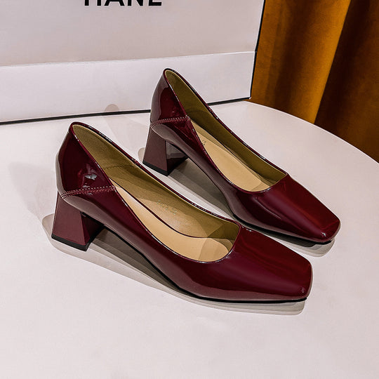 Damen Elegante Blockabsatz-Pumps mit quadratischer Zehenpartie und hochglänzender Oberfläche R&B