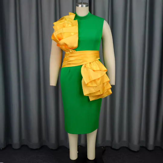 Damen elegantes Kleid mit extravaganten Rüschenelementen R&B