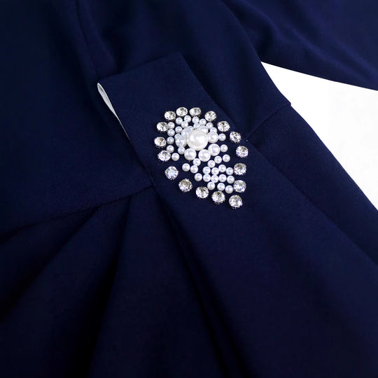 Damen Elegantes Kleid mit kontrastierenden Rüschendetails R&B