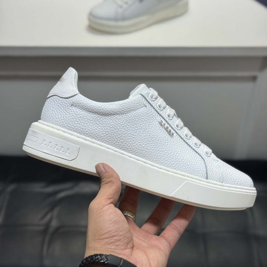 Damen Sportliche Premium Sneakers mit strukturiertem Obermaterial und komfortabler Dämpfung R&B