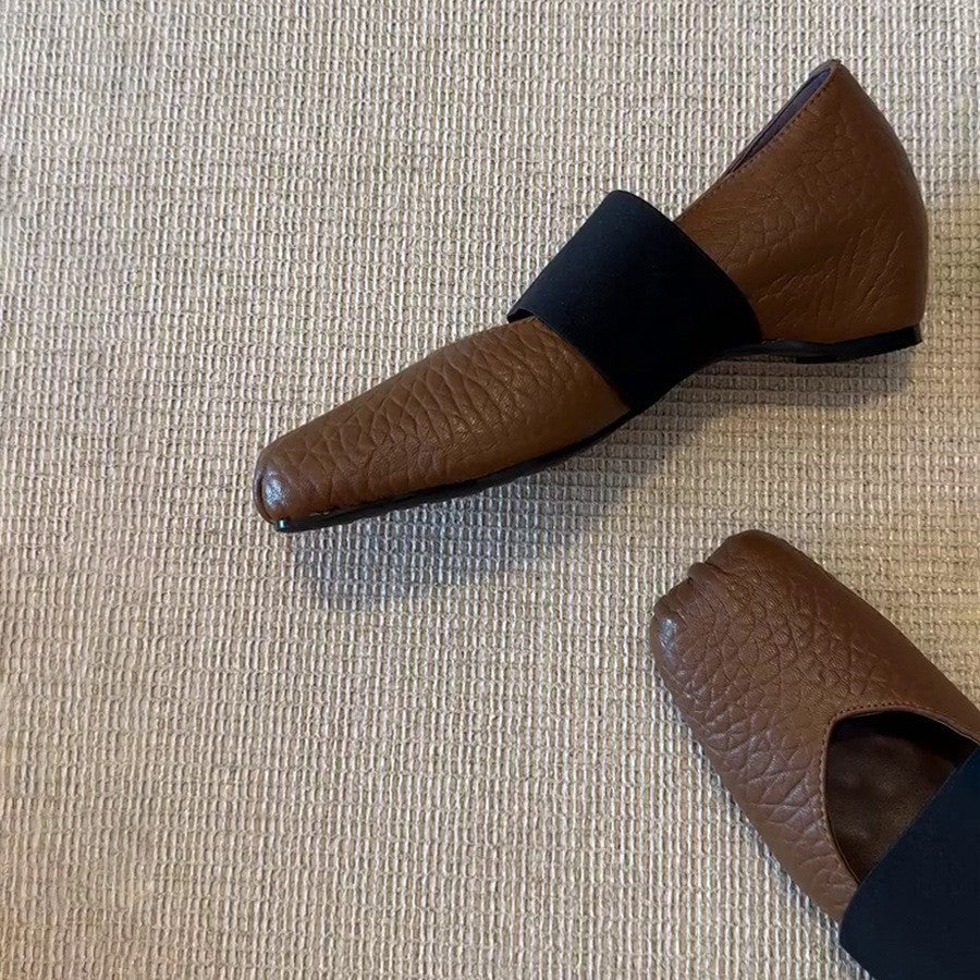 Damen Ballerina mit modernem Schnitt und elastischem Riemendesign