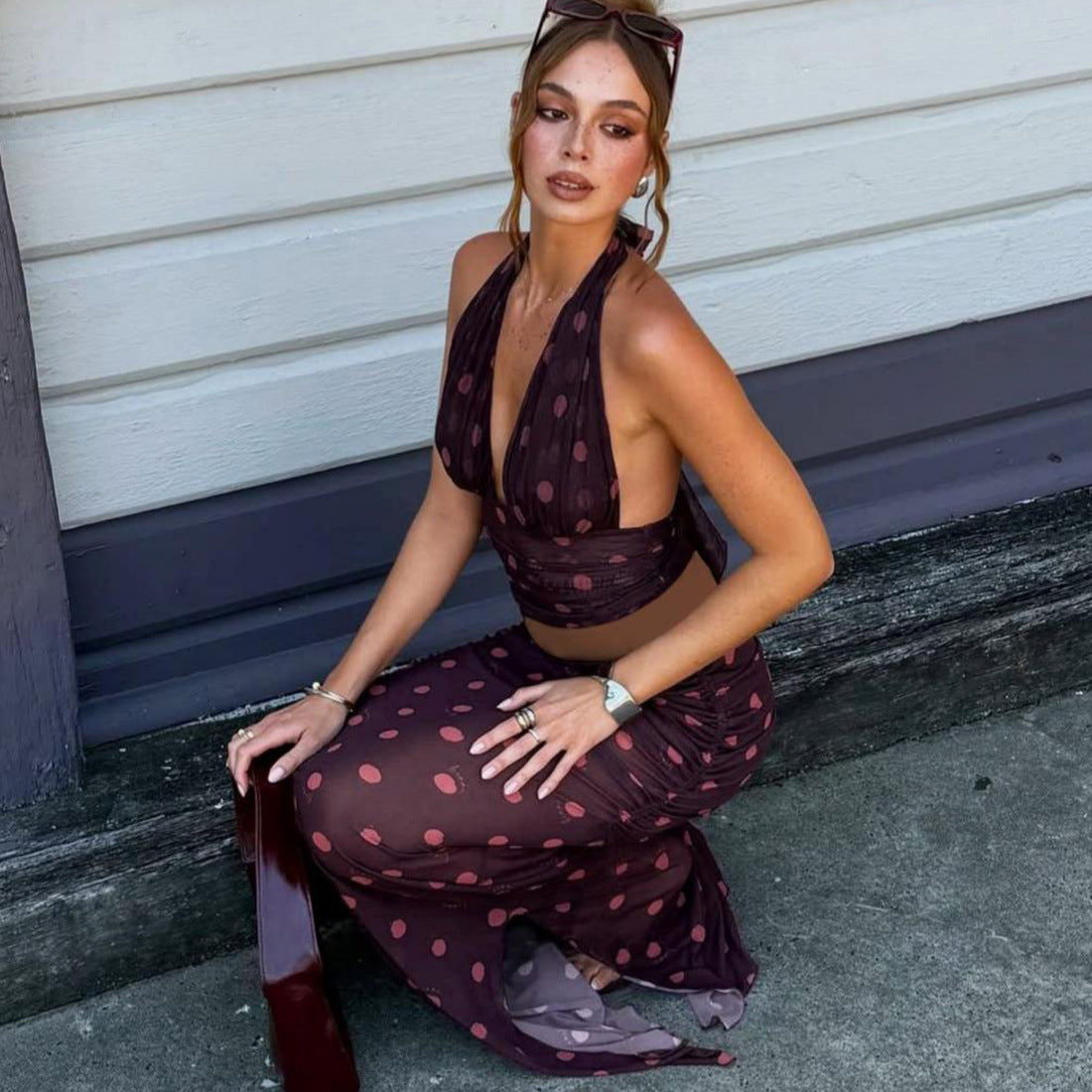 Damen Elegantes Maxikleid im Polka-Dots Design mit tiefem V-Ausschnitt und taillierter Silhouette R&B