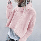 Damen Grobstrickpullover mit hohem Kragen und verspieltem Zopfmuster