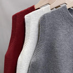 Damen Strickweste mit Knopfdetails und seitlichen Taschen R&B