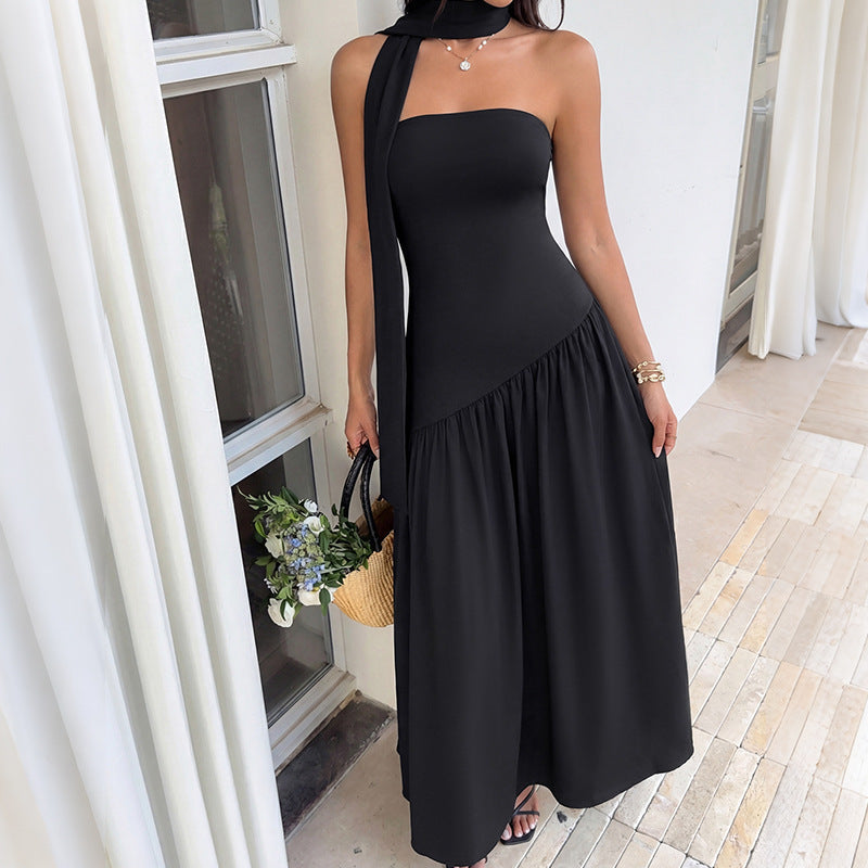 Damen Elegantes Maxikleid mit asymmetrischem Saum und schickem Trägerdesign R&B