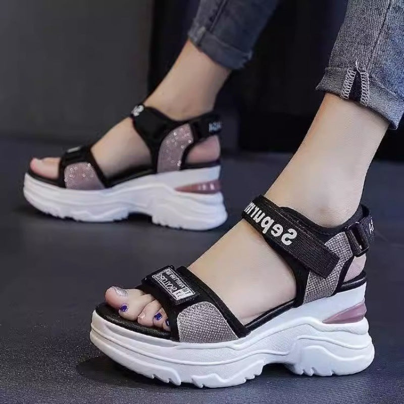 Damen Sportliche Plateau-Sandalen mit verstellbaren Riemen und gepolsterter Sohle R&B