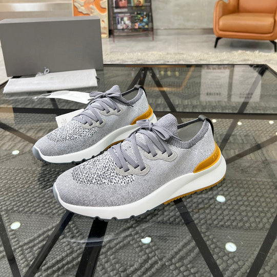 Damen Sportliche Leichtgewicht Sneakers mit atmungsaktivem Obermaterial und dämpfender Sohle von R&B