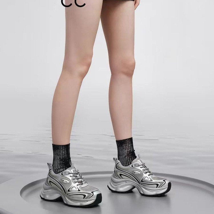 Damen Sportliche Sneaker mit reflektierenden Elementen und gepolsterter Laufsohle R&B